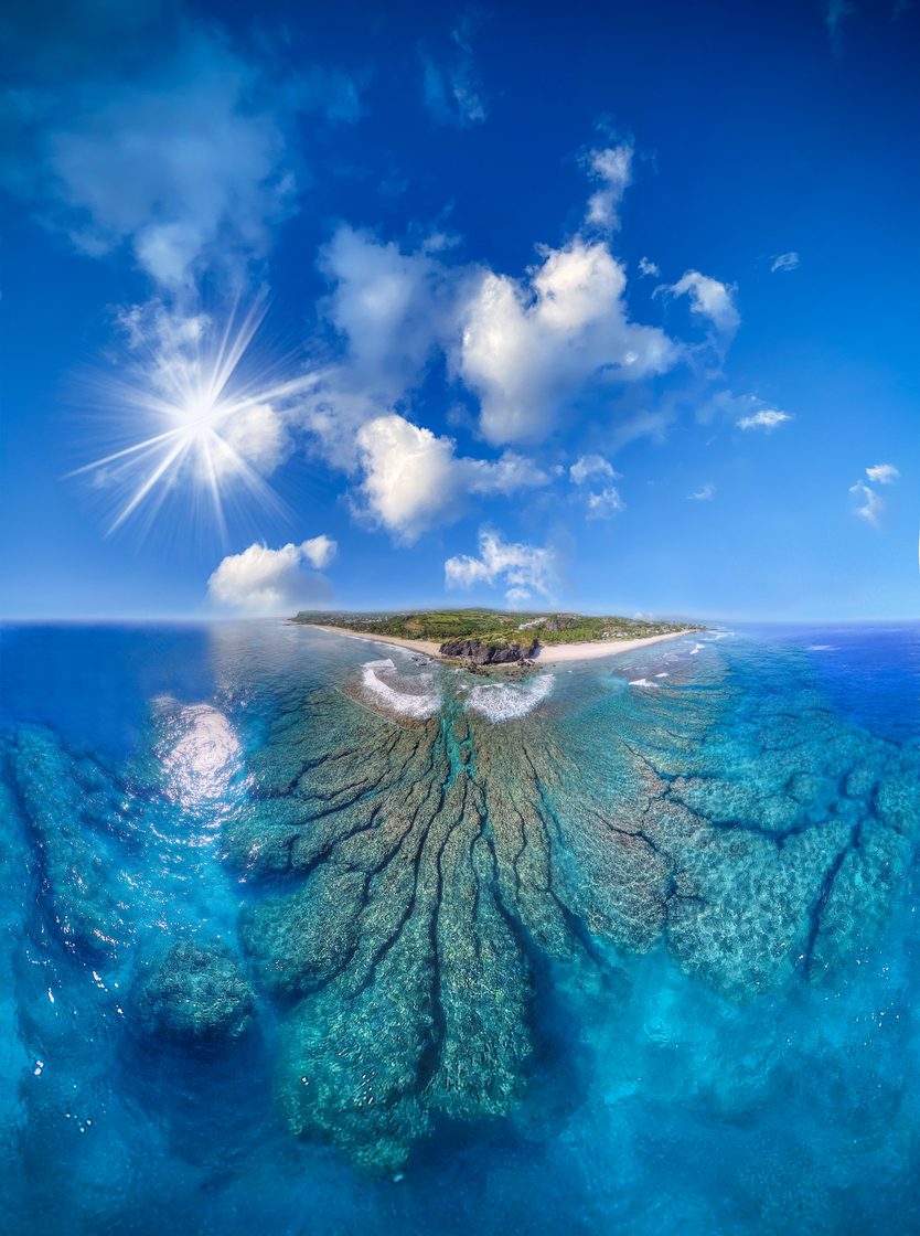 Île vue du ciel par drone