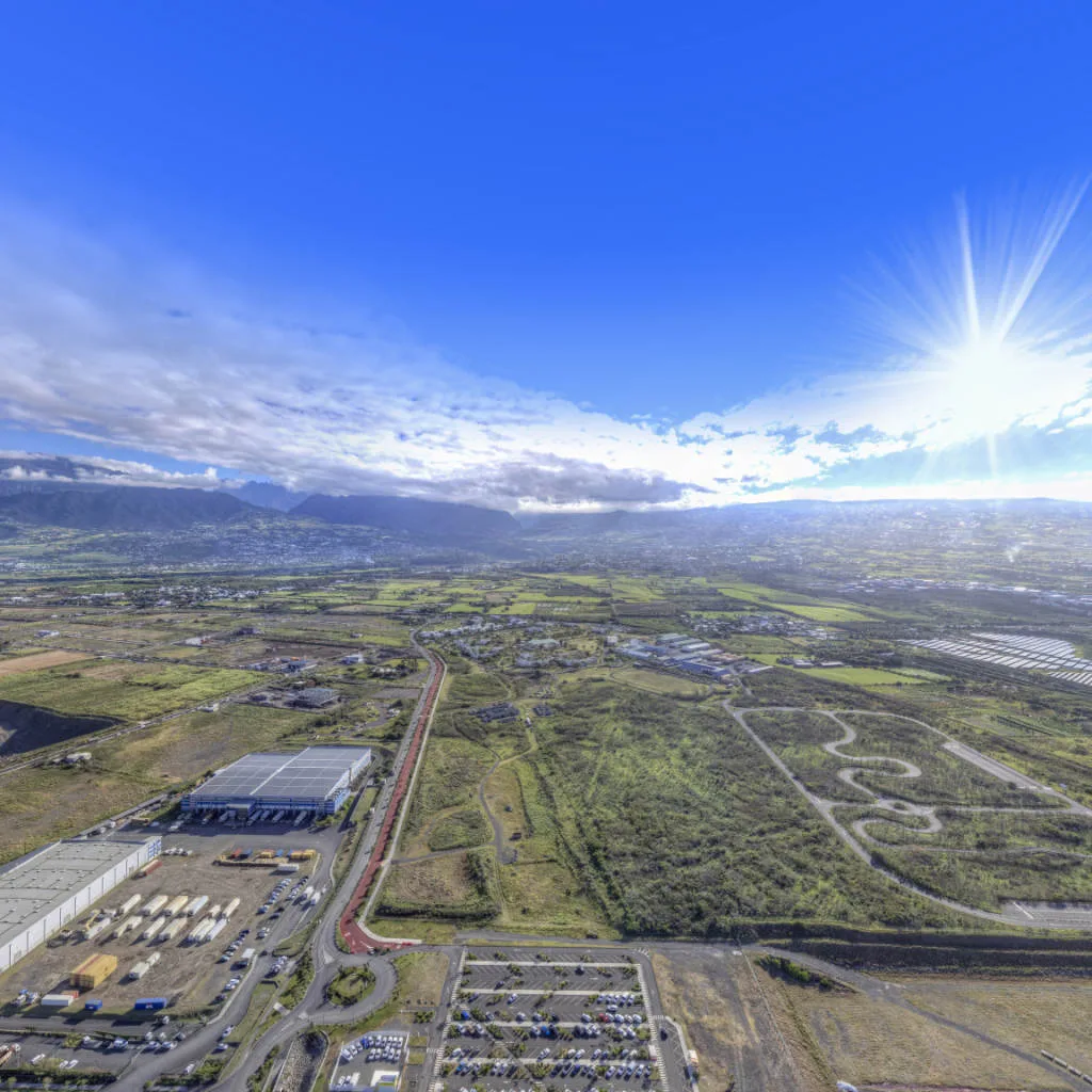 Vue du panorama : L'aéroport de Pierrefonds