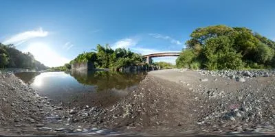 Aperçu du panorama : La rivière à Champ Borne